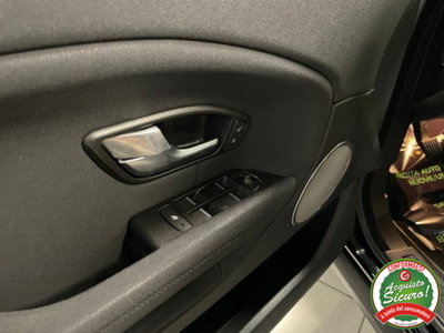 Land Rover Range Rover Evoque 2.0D I4-L.Flw 150 CV (12)