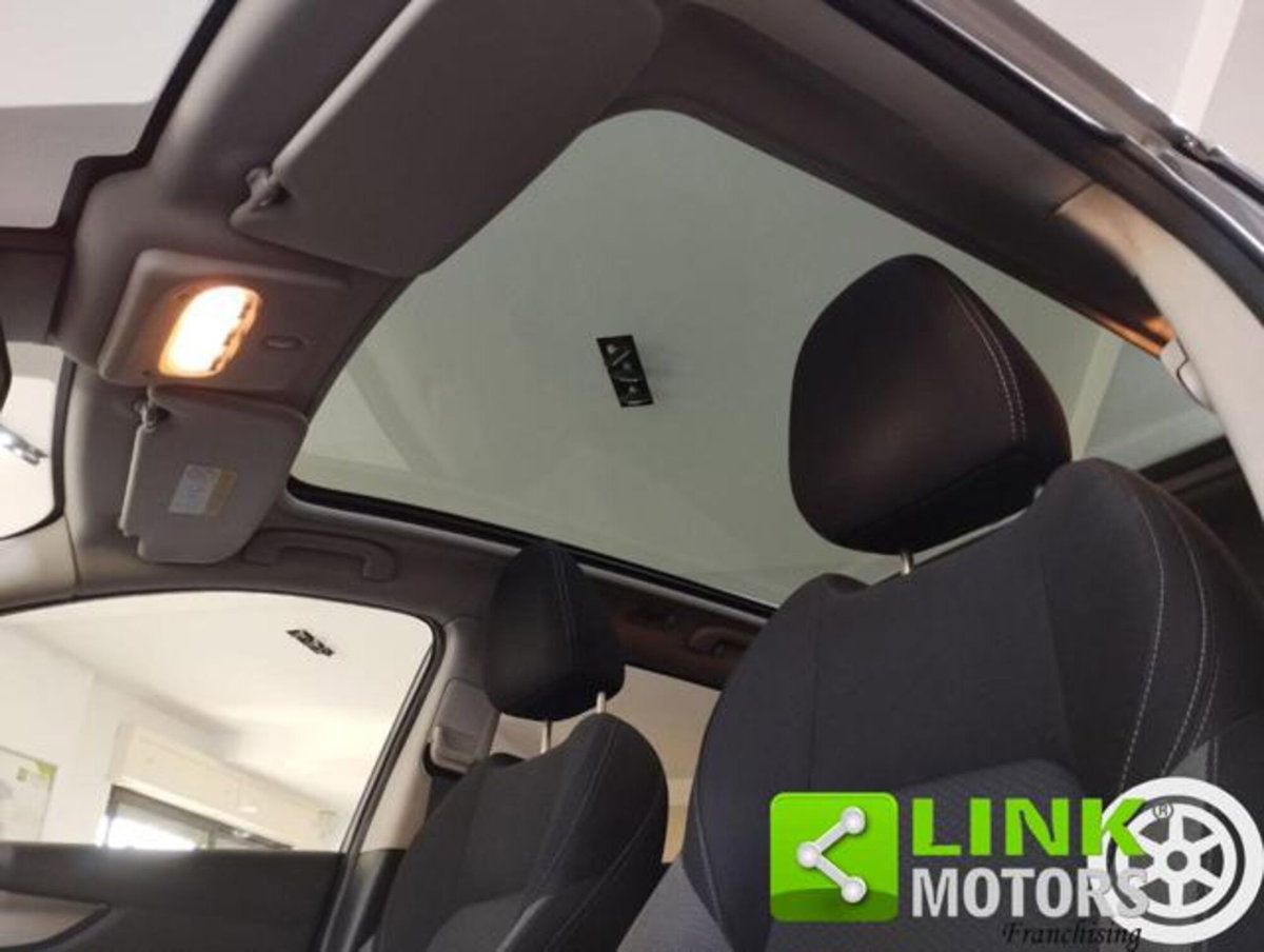 Nissan Qashqai 1.6 dCi 2WD N-Connecta (11)