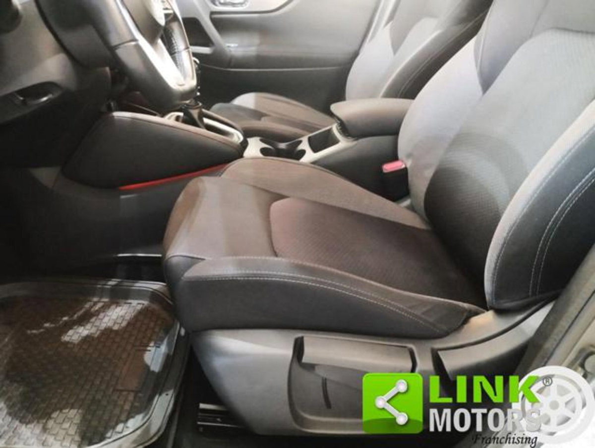 Nissan Qashqai 1.6 dCi 2WD N-Connecta (12)