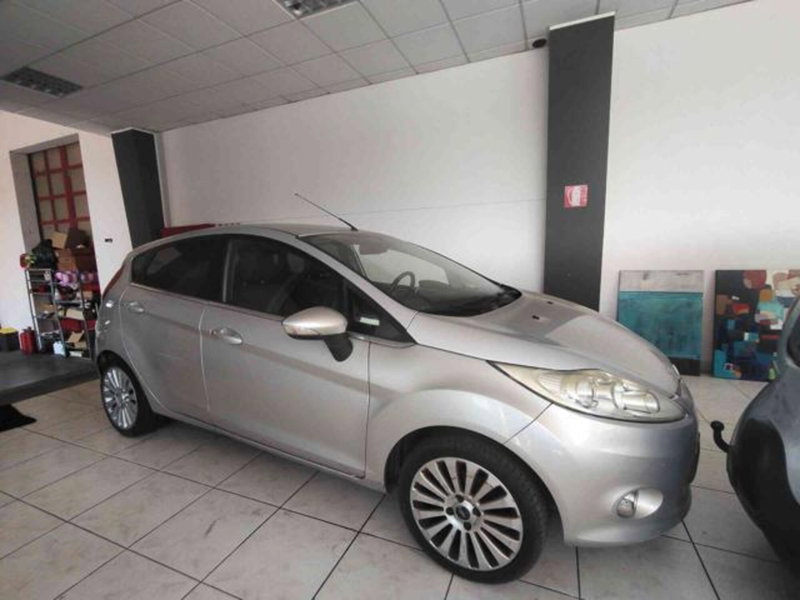 Ford Fiesta 1.4 5 porte Bz.- GPL Titanium