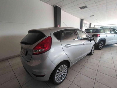 Ford Fiesta 1.4 5 porte Bz.- GPL Titanium (2)
