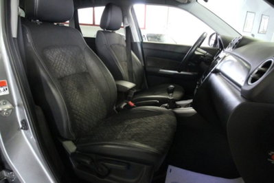Suzuki Vitara 1.4 Hybrid 4WD AllGrip Easy Top (20)