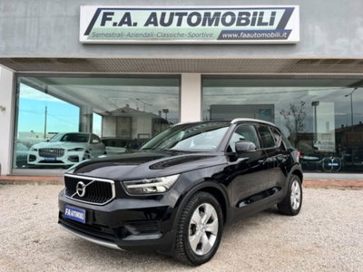 Volvo XC40 D3 AWD Geartronic Momentum usata