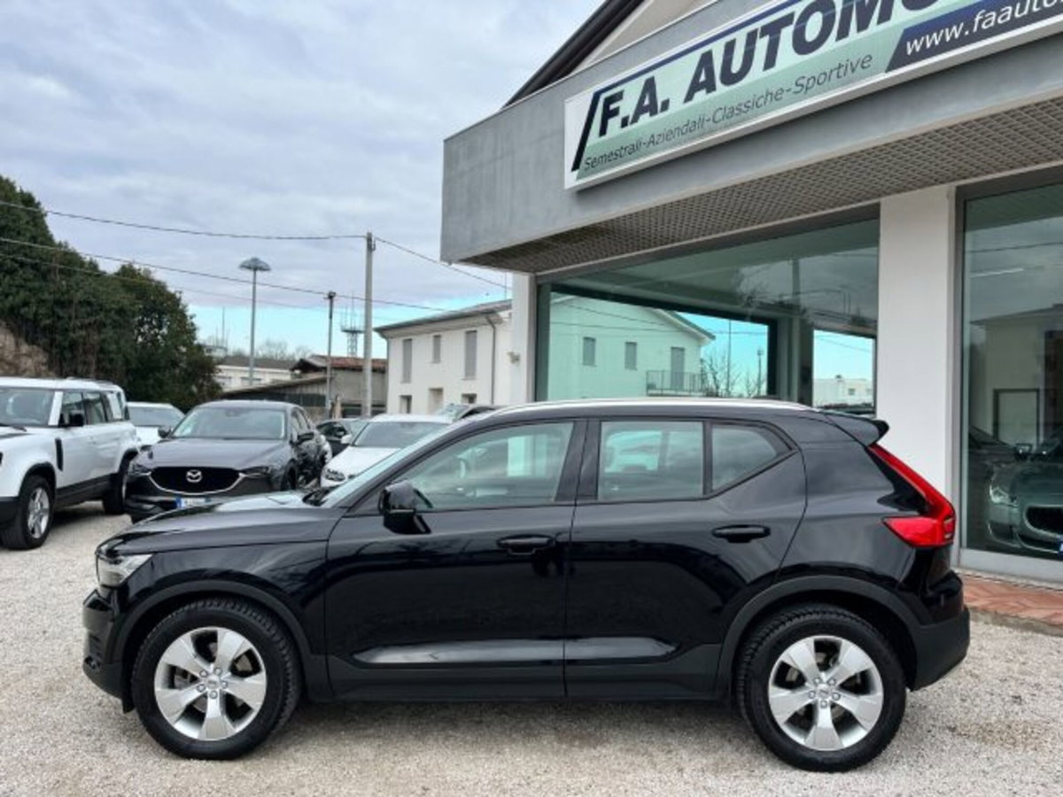 Volvo XC40 D3 AWD Geartronic Momentum (10)
