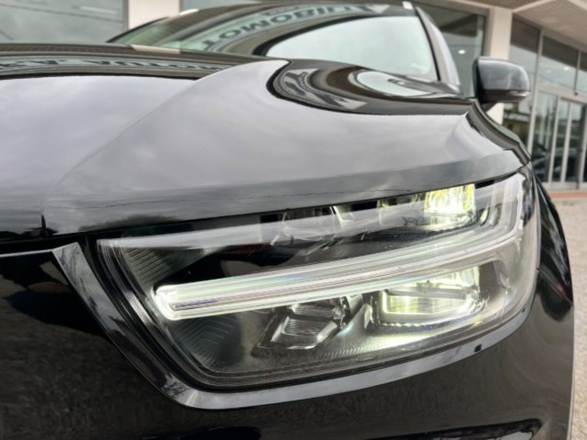 Volvo XC40 D3 AWD Geartronic Momentum (16)