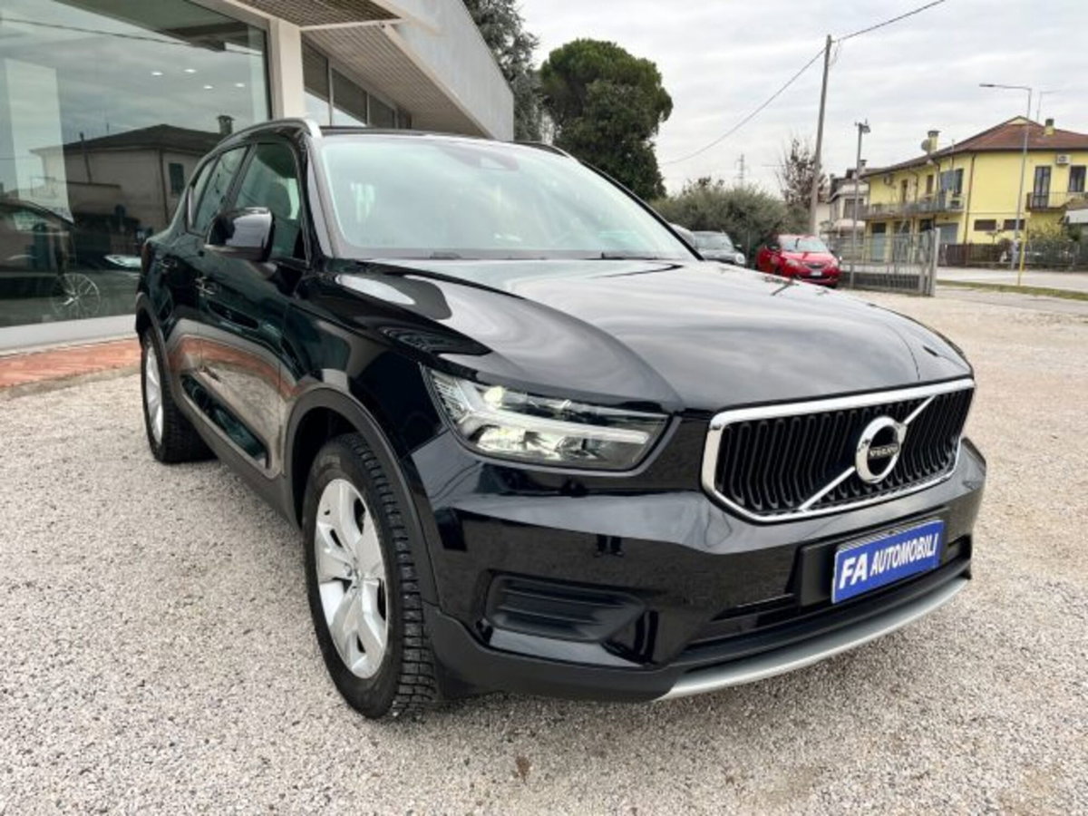 Volvo XC40 D3 AWD Geartronic Momentum (4)