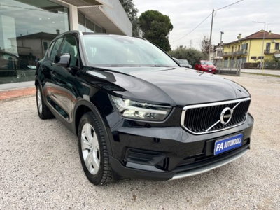 Volvo XC40 D3 AWD Geartronic Momentum (4)