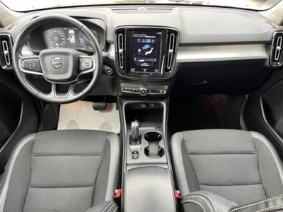 Volvo XC40 D3 AWD Geartronic Momentum (6)