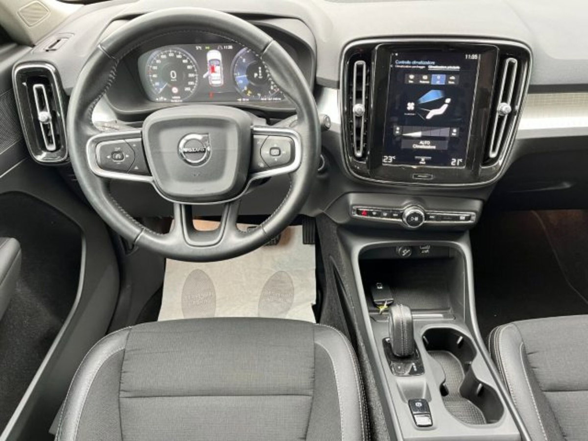 Volvo XC40 D3 AWD Geartronic Momentum (7)