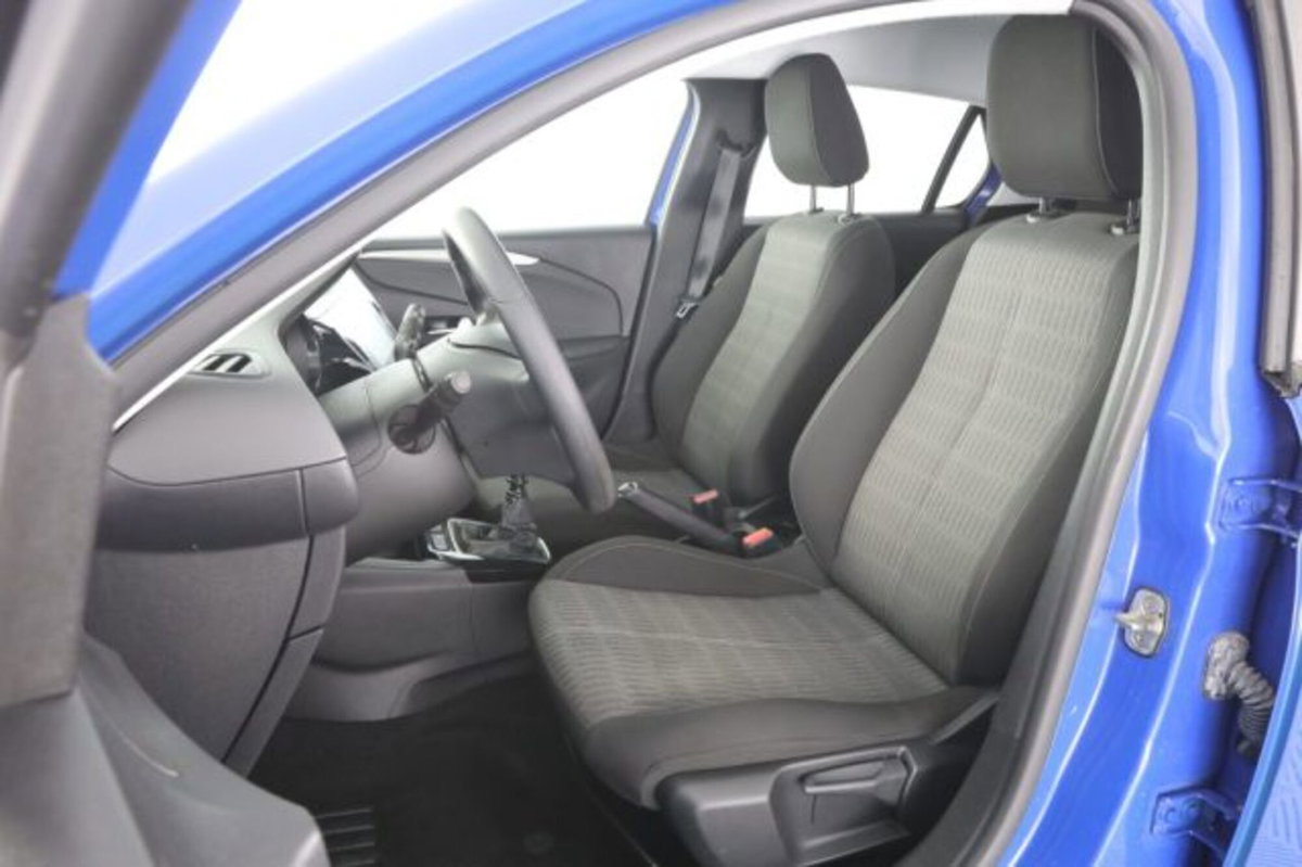 Opel Corsa 1.2 100 CV Edition (2)