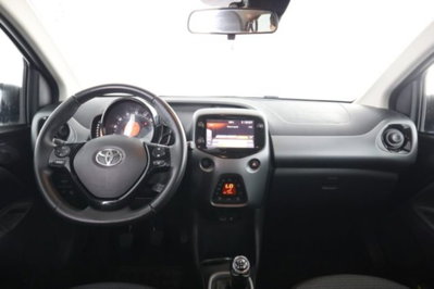 Toyota Aygo X 1.0 VVT-i 72 CV 5 porte Limited Air (4)
