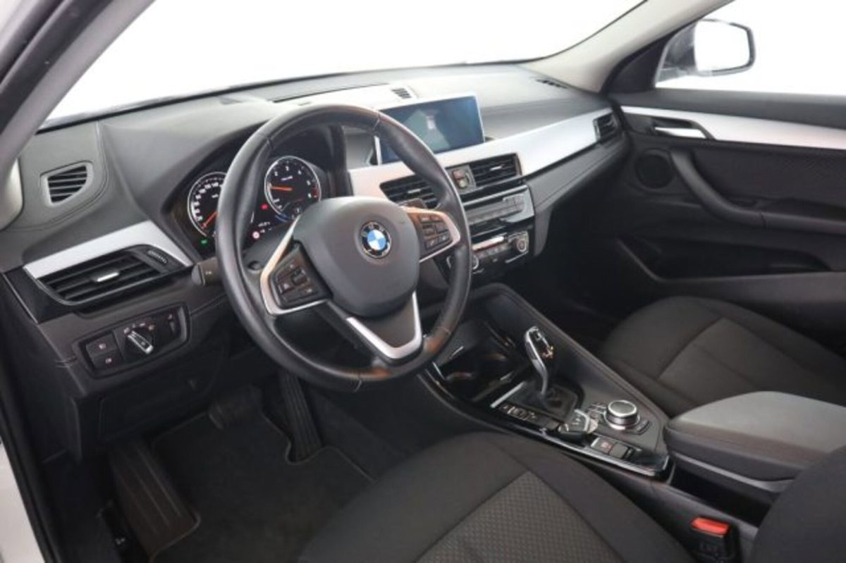 BMW X2 sDrive18d Business-X
