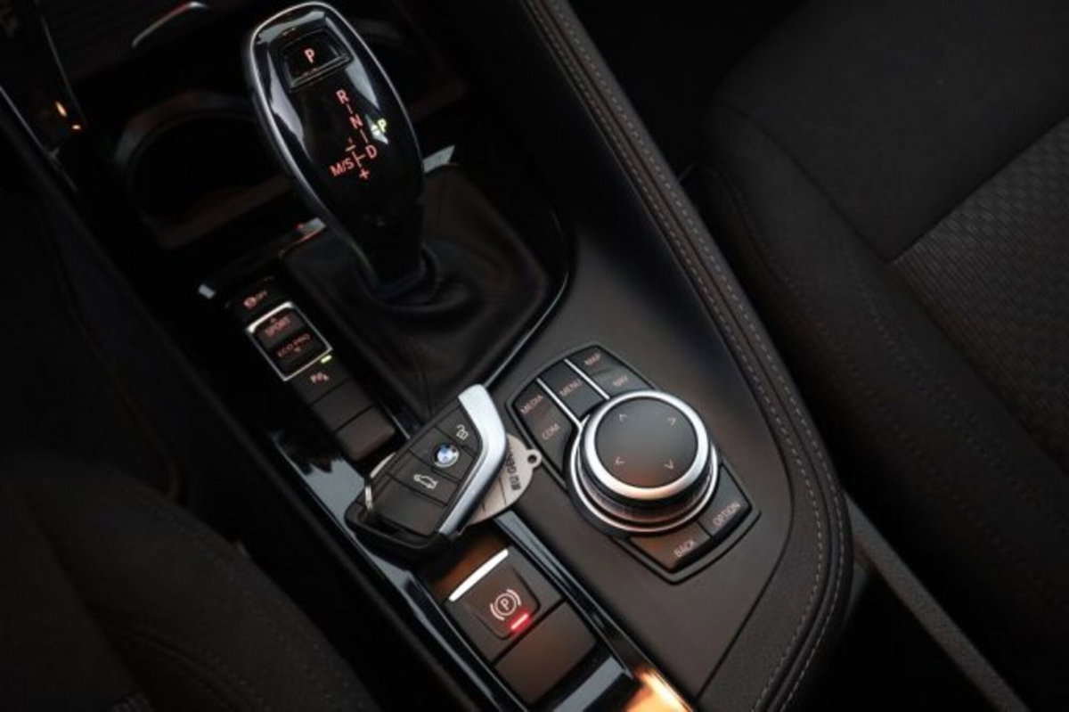 BMW X2 sDrive18d Business-X (13)