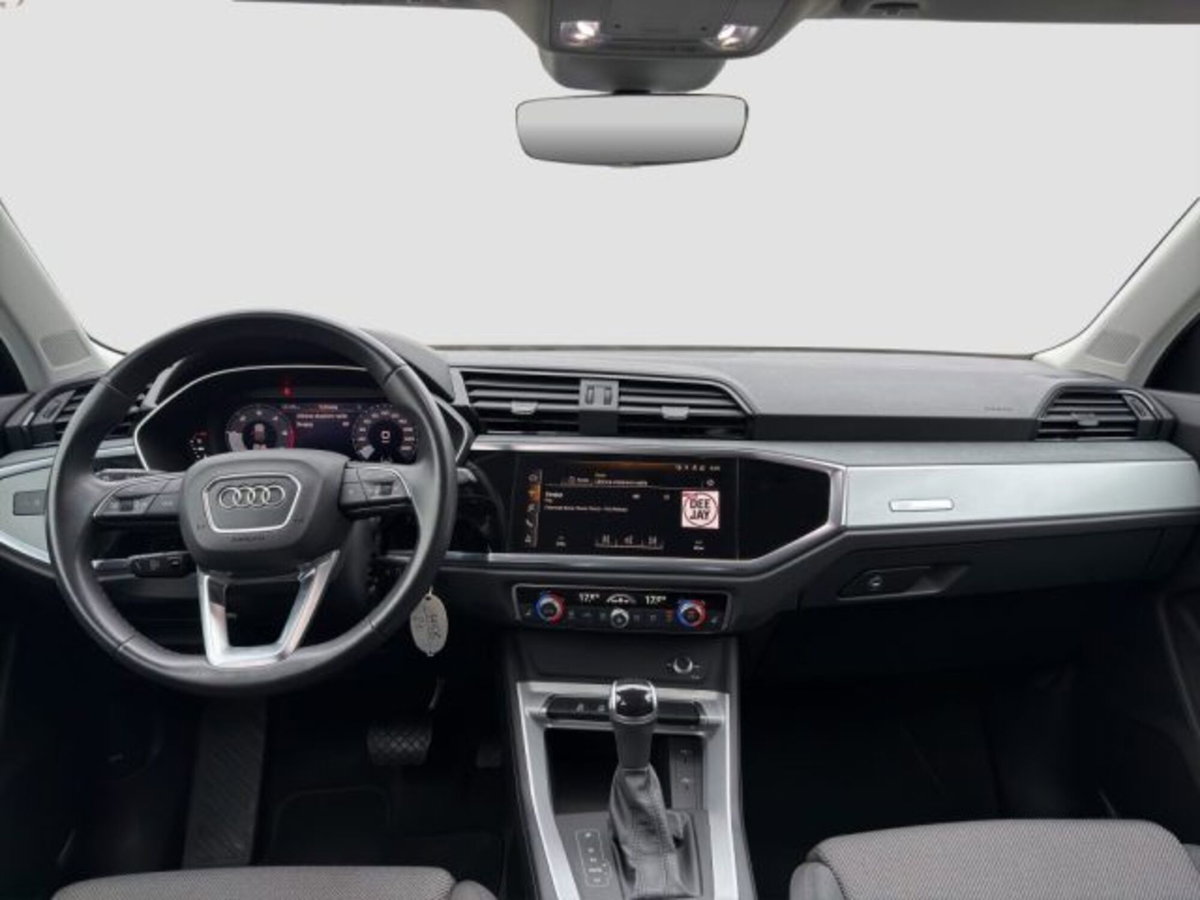 Audi Q3 35 TDI quattro S tronic Business (12)