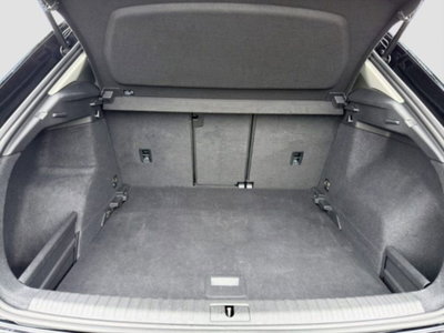 Audi Q3 35 TDI quattro S tronic Business (14)