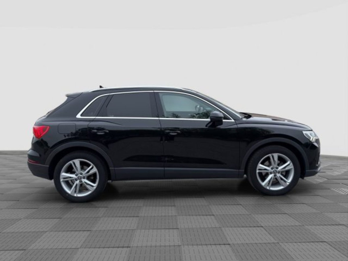 Audi Q3 35 TDI quattro S tronic Business (6)