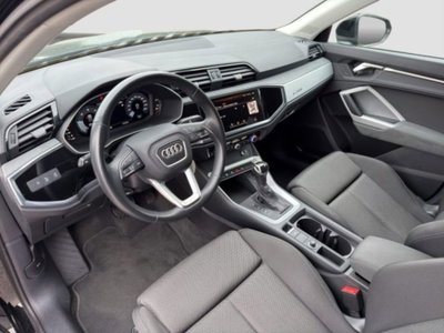 Audi Q3 35 TDI quattro S tronic Business (9)