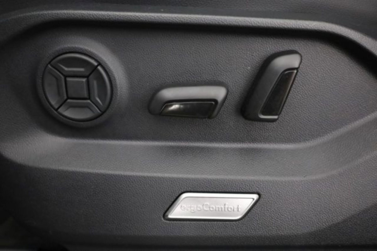 Volkswagen Touareg 3.0 V6 TDI SCR Elegance (14)