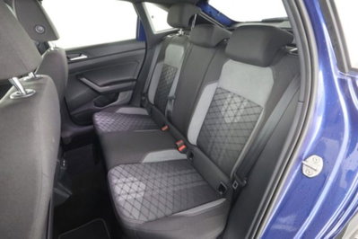 Volkswagen Taigo 1.0 tsi R-Line 115cv (3)
