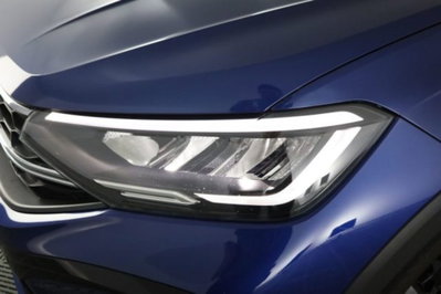 Volkswagen Taigo 1.0 tsi R-Line 115cv (9)
