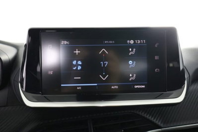 Peugeot 2008 PureTech 130 S&S EAT8 Allure Pack (11)
