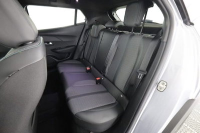 Peugeot 2008 PureTech 130 S&S EAT8 Allure Pack (3)