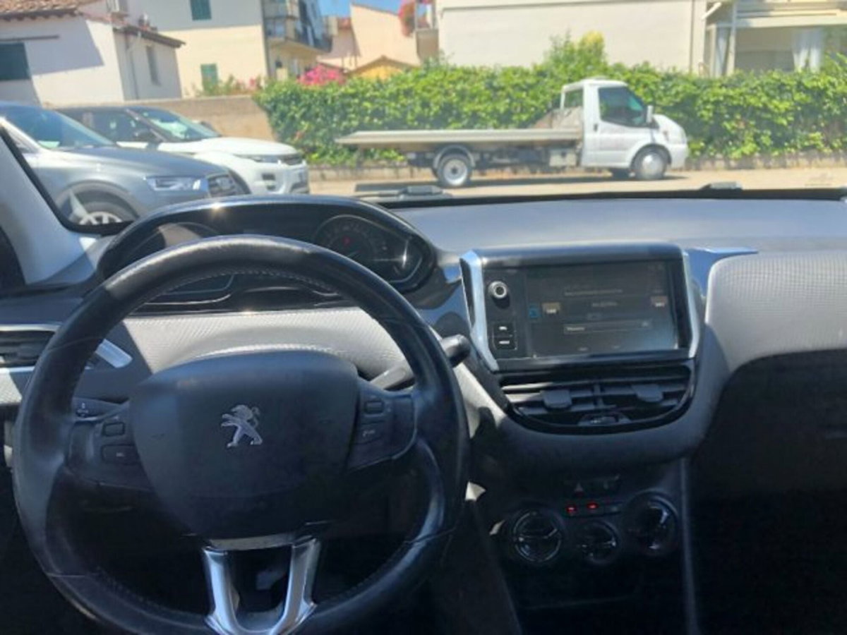 Peugeot 2008 75 Active (12)
