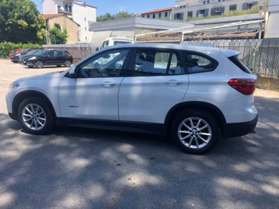 BMW X1 sDrive18d Advantage (7)