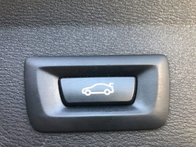BMW X1 sDrive18d Advantage (9)