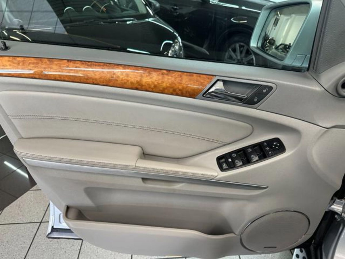 Mercedes-Benz GL 350 CDI cat 4MATIC BlueEFF. Sport 7 (19)