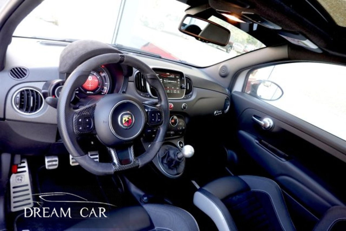 Abarth 595 595 1.4 Turbo T-Jet 180 CV Competizione (8)