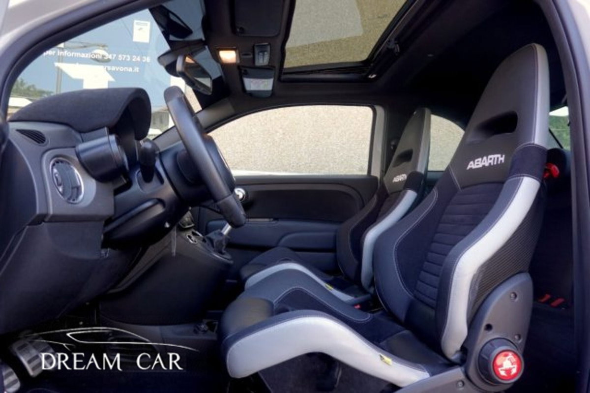 Abarth 595 595 1.4 Turbo T-Jet 180 CV Competizione (9)