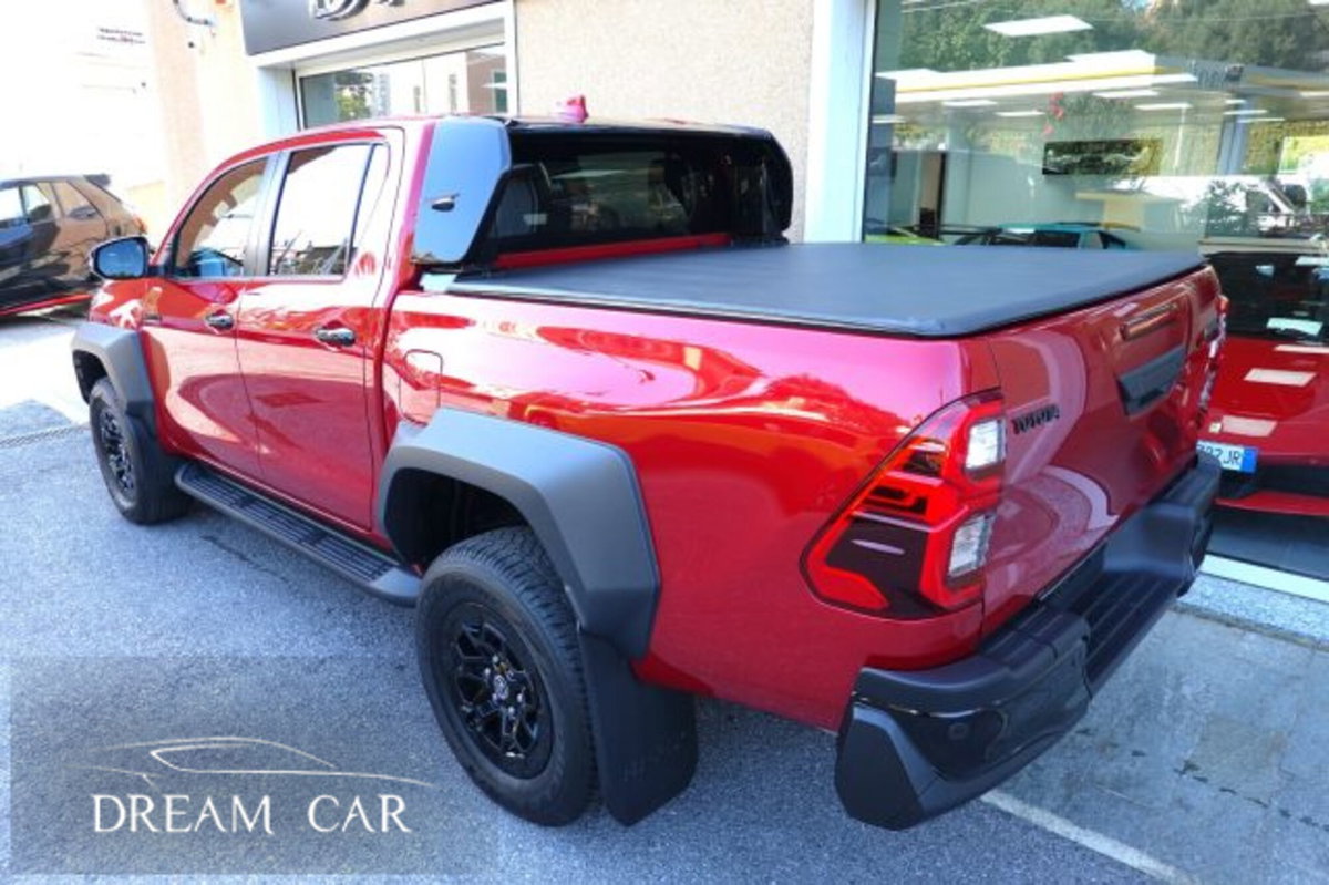 Toyota Hilux 2.8 d-4d double cab GR Sport auto (3)