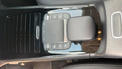 Mercedes-Benz GLA SUV 200 d Business Extra auto (15)