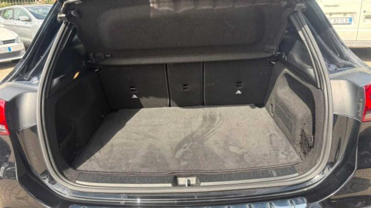Mercedes-Benz GLA SUV 200 d Business Extra auto (18)