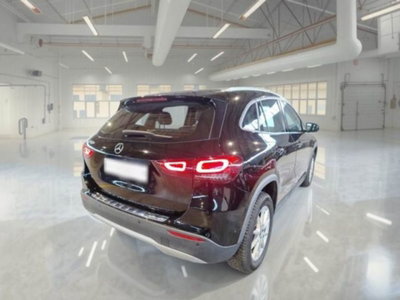 Mercedes-Benz GLA SUV 200 d Business Extra auto (2)