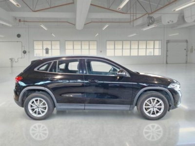 Mercedes-Benz GLA SUV 200 d Business Extra auto (3)