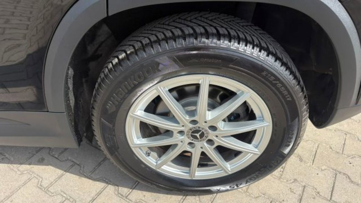Mercedes-Benz GLA SUV 200 d Business Extra auto (6)