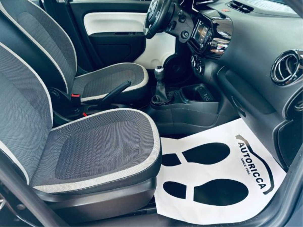 Renault Twingo 1.0 sce Equilibre 65cv (11)