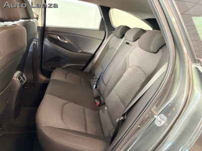 Hyundai i30 Station Wagon 1.0 t-gdi 48V Prime 120cv dct (6)