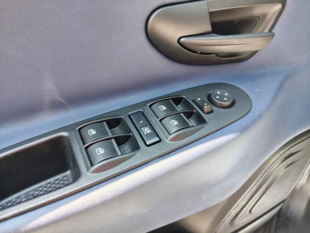Lancia Ypsilon 1.0 FireFly 5 porte S&S Hybrid Gold Plus (10)