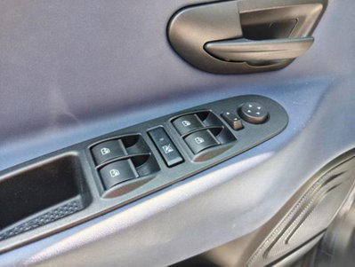 Lancia Ypsilon 1.0 FireFly 5 porte S&S Hybrid Gold Plus (10)