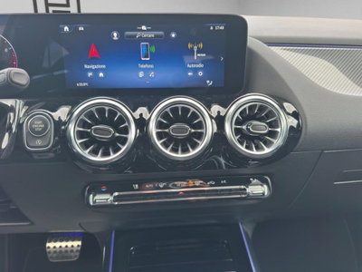Mercedes-Benz GLA SUV 200 AMG Line Premium auto (11)