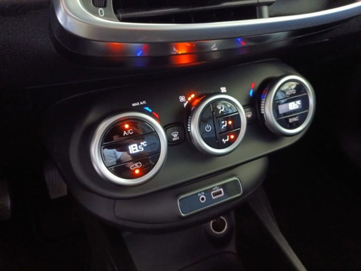 Fiat 500X 1.6 MultiJet 120 CV Lounge (16)