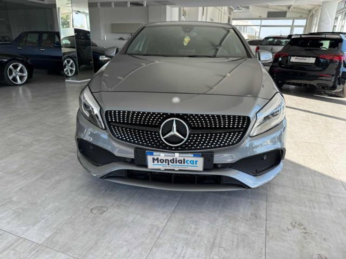 Mercedes-Benz Classe A 180 d Premium (2)