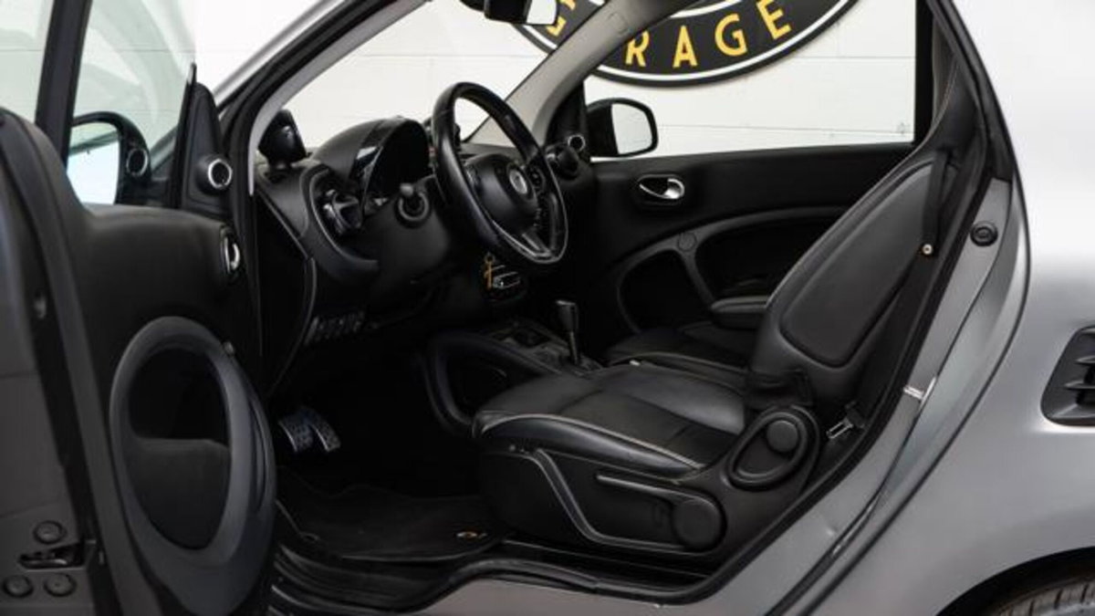 smart Fortwo Cabrio BRABUS 0.9 Turbo twinamic cabrio (10)