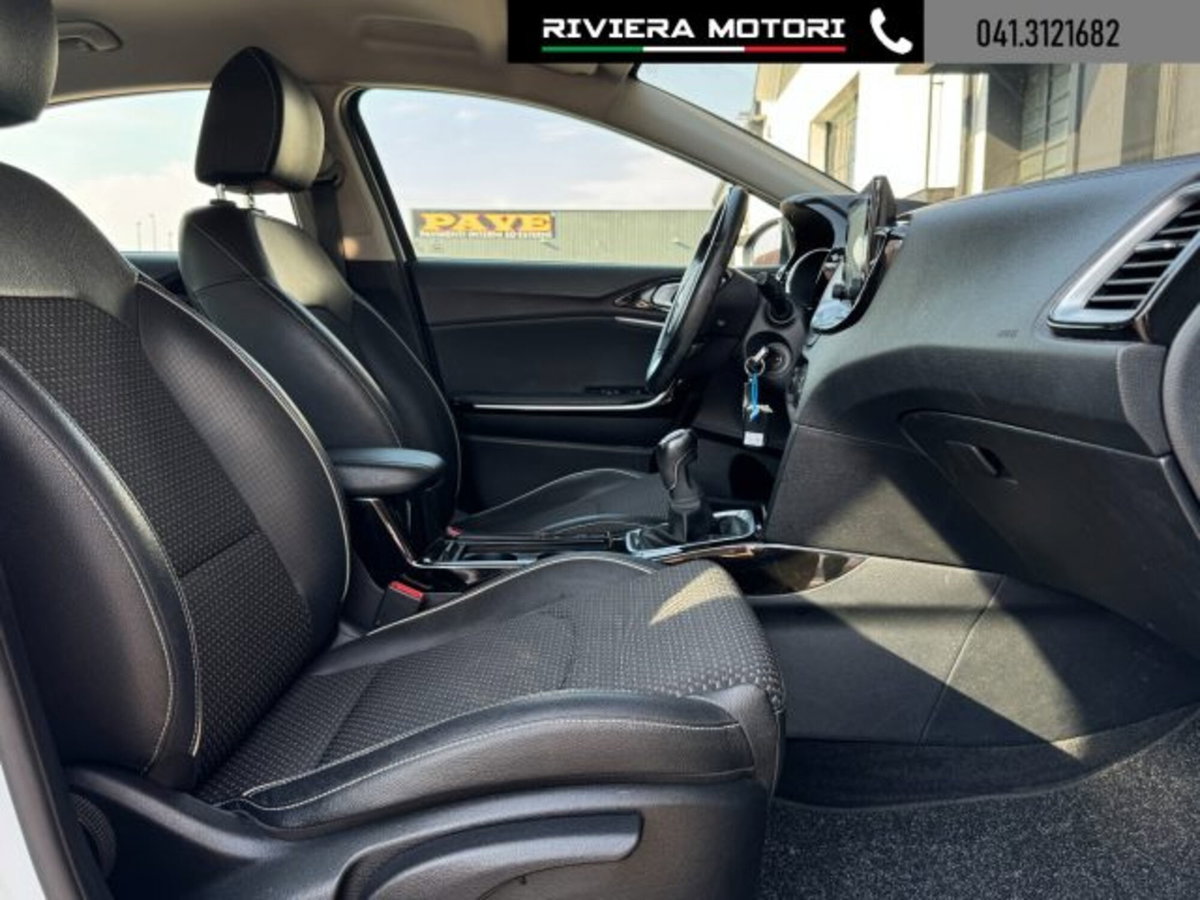 Kia XCeed 1.0 T-GDi GPL Style (8)