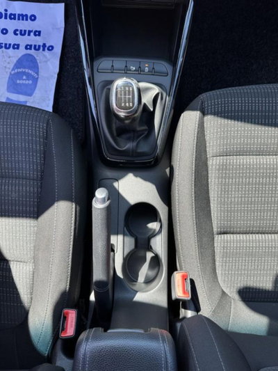 Kia Stonic 1.6 CRDi 115 CV Style (12)