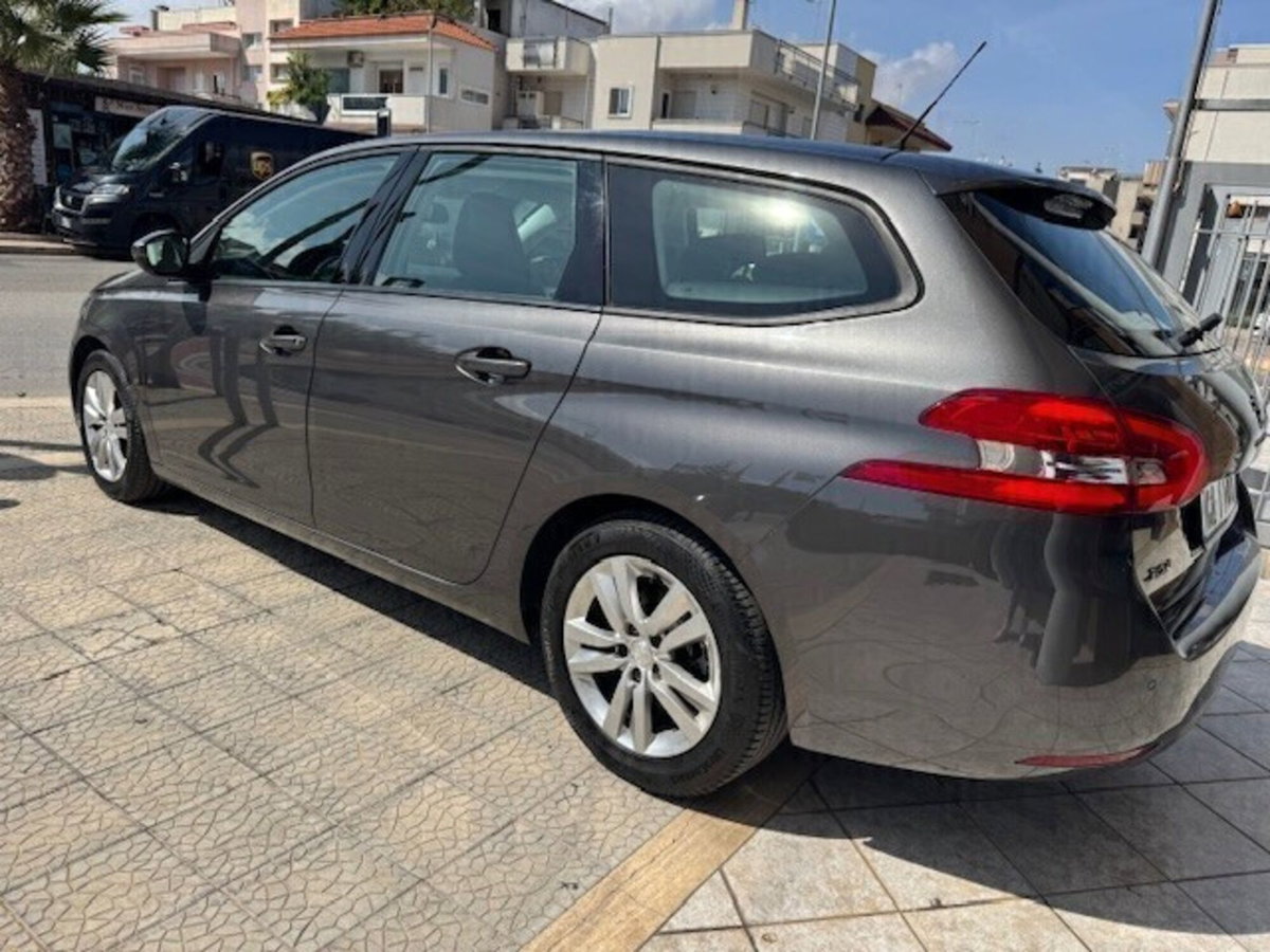 Peugeot 308 SW BlueHDi 130 S&S Allure (5)