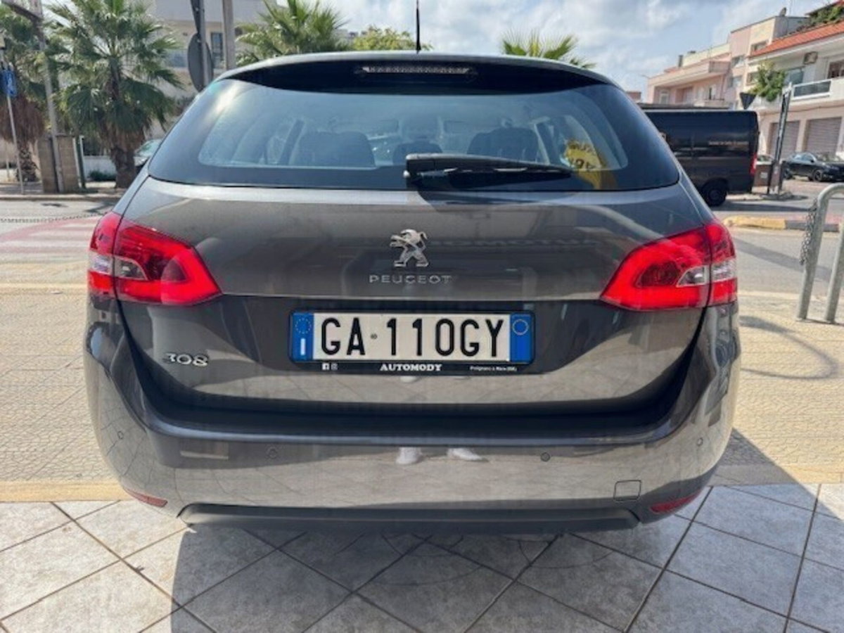 Peugeot 308 SW BlueHDi 130 S&S Allure (6)